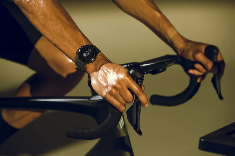 Wahoo ELEMNT RIVAL GPS Multi Sport Watch : Kona White-10